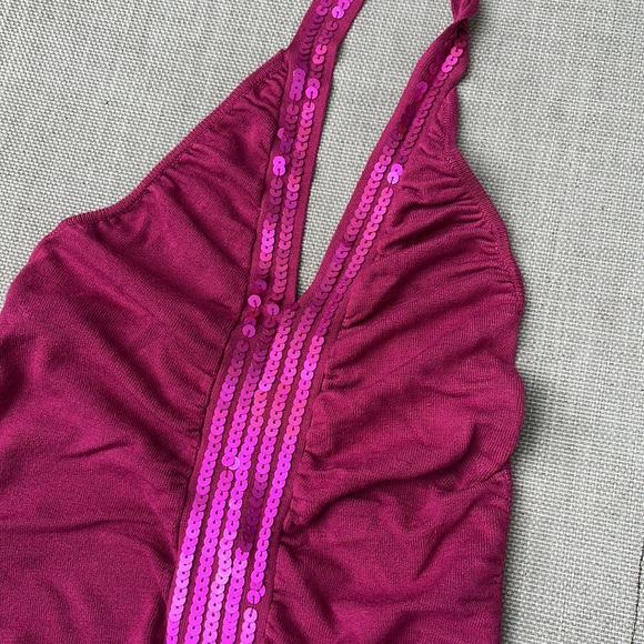 Knit Halter Dress With Side Rouching and Sequence Front Swtailing - Picture 2 of 9